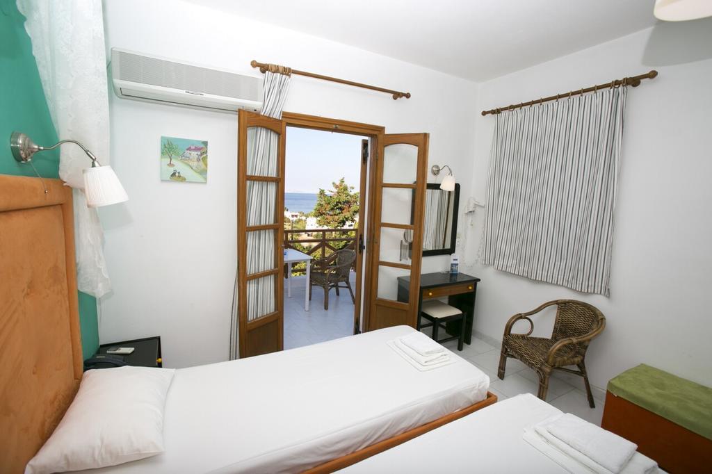 Azolimnos Bay Aparthotel Exterior foto